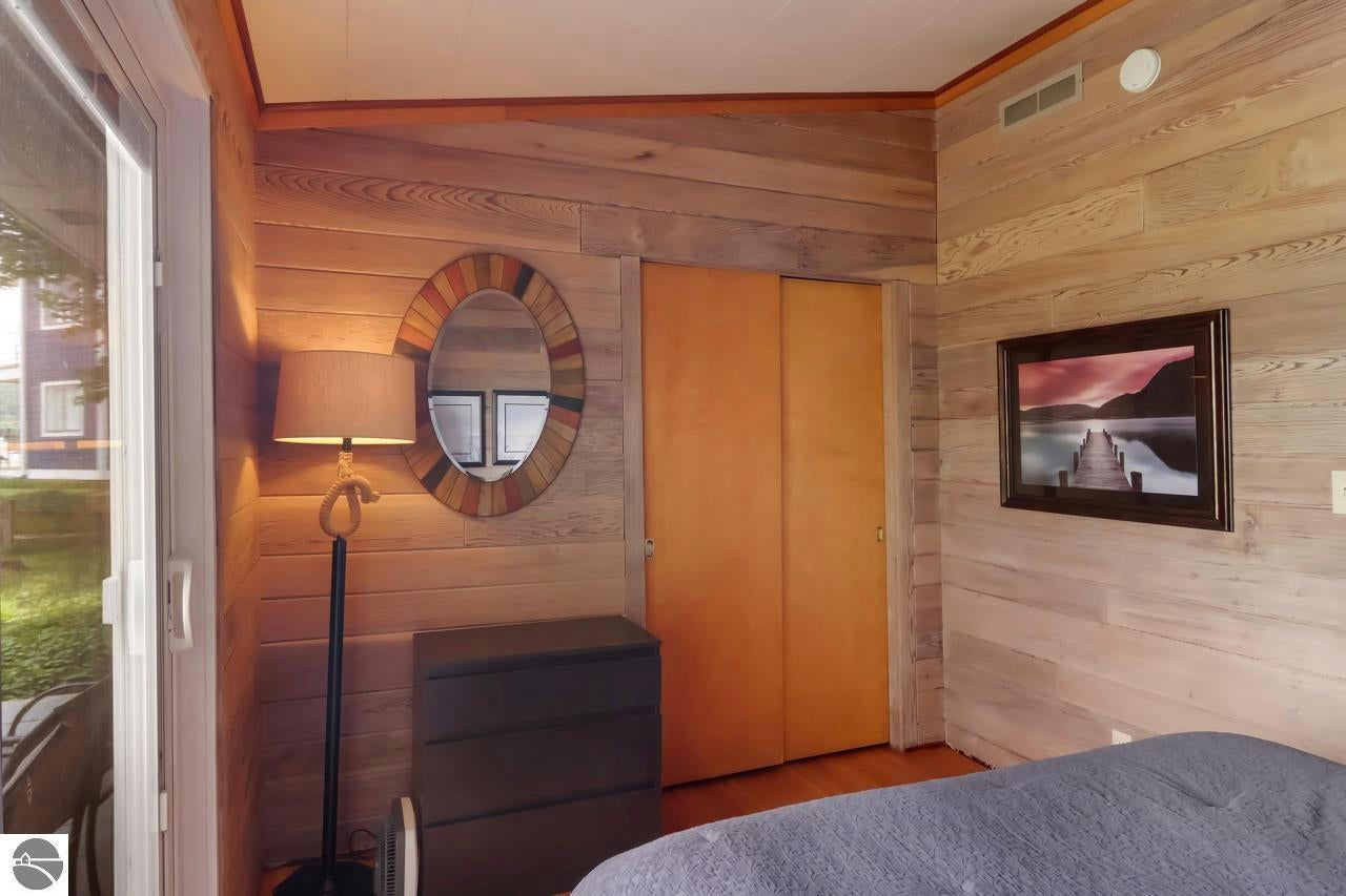 Traverse City, Michigan, 49686, United States, ,4 BathroomsBathrooms,Residential,Active,1769865