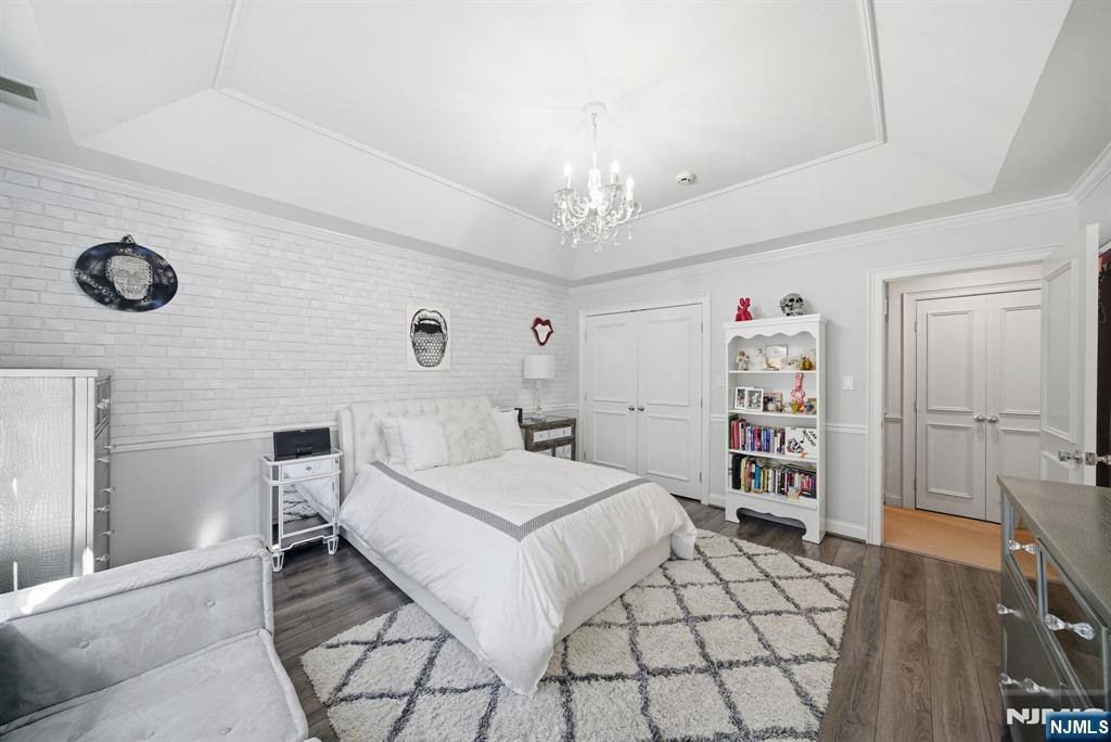 Tenafly, New Jersey, 07670, United States, 5 Bedrooms Bedrooms, ,5 BathroomsBathrooms,Residential,Active,1968424