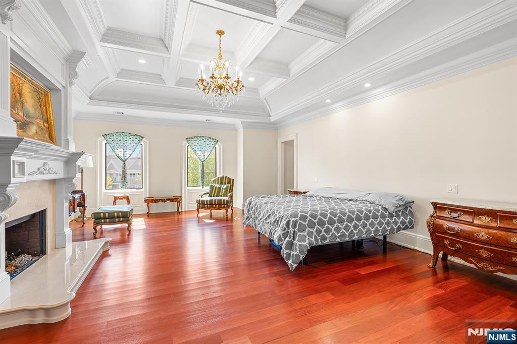 Upper Saddle River, New Jersey, 07458, United States, 6 Bedrooms Bedrooms, ,7 BathroomsBathrooms,Residential,Active,2045761