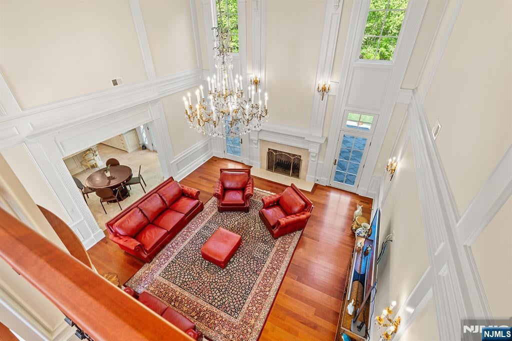 Upper Saddle River, New Jersey, 07458, United States, 6 Bedrooms Bedrooms, ,7 BathroomsBathrooms,Residential,Active,2045761