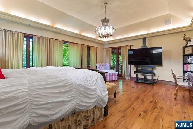 Mahwah, New Jersey, 07430, United States, 4 Bedrooms Bedrooms, ,4 BathroomsBathrooms,Residential,Pending,1993641