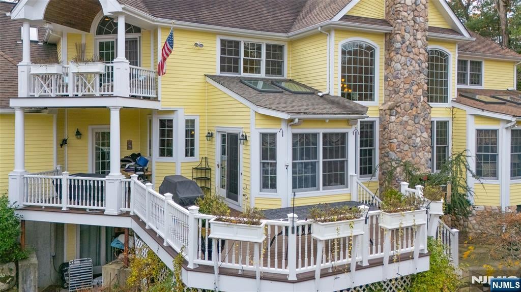 Oakland, New Jersey, 07436, United States, 5 Bedrooms Bedrooms, ,7 BathroomsBathrooms,Residential,Active,2007996