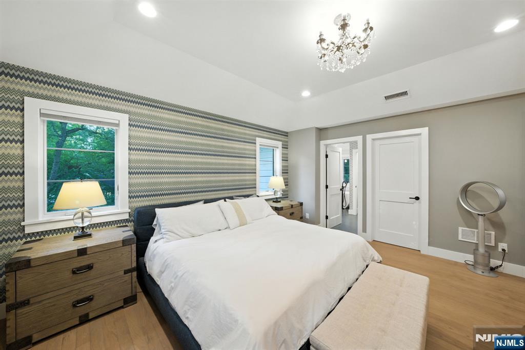 Cresskill, New Jersey, 07626, United States, 5 Bedrooms Bedrooms, ,5 BathroomsBathrooms,Residential,Active,1929433