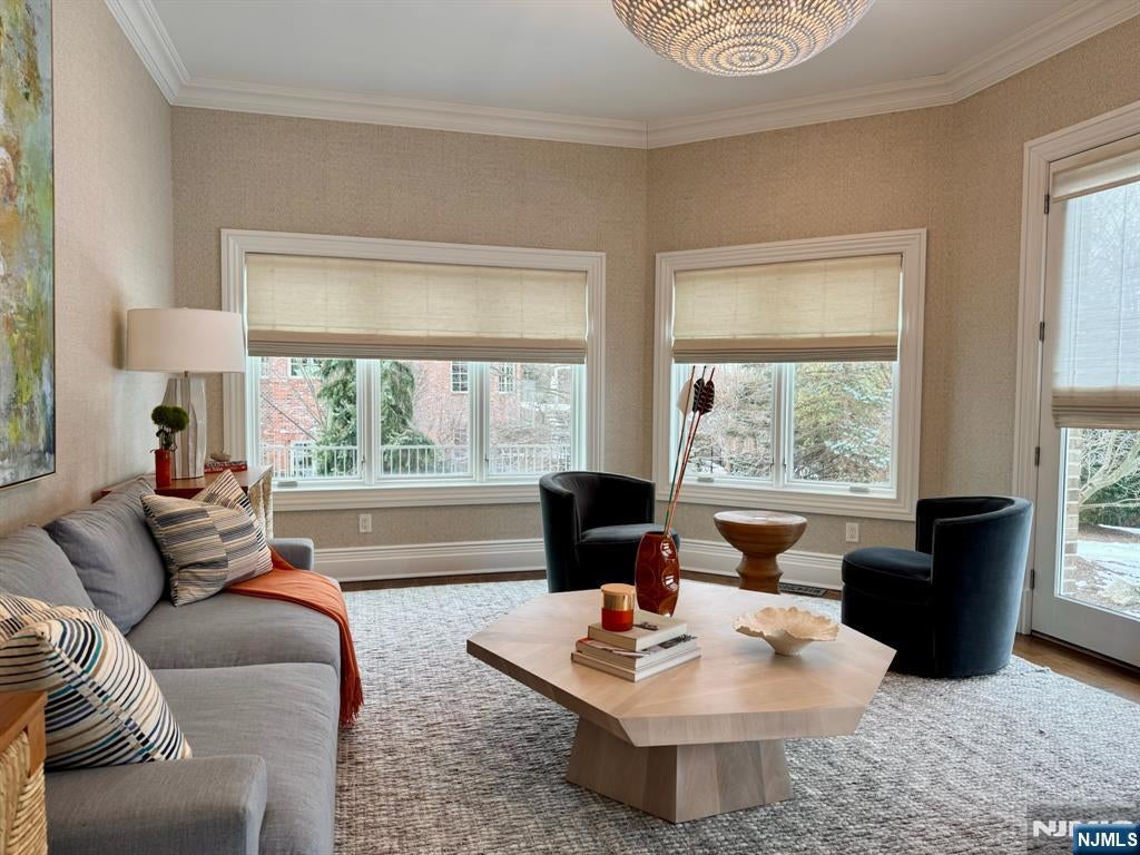 Cresskill, New Jersey, 07626, United States, 6 Bedrooms Bedrooms, ,8 BathroomsBathrooms,Residential,Active,2012941