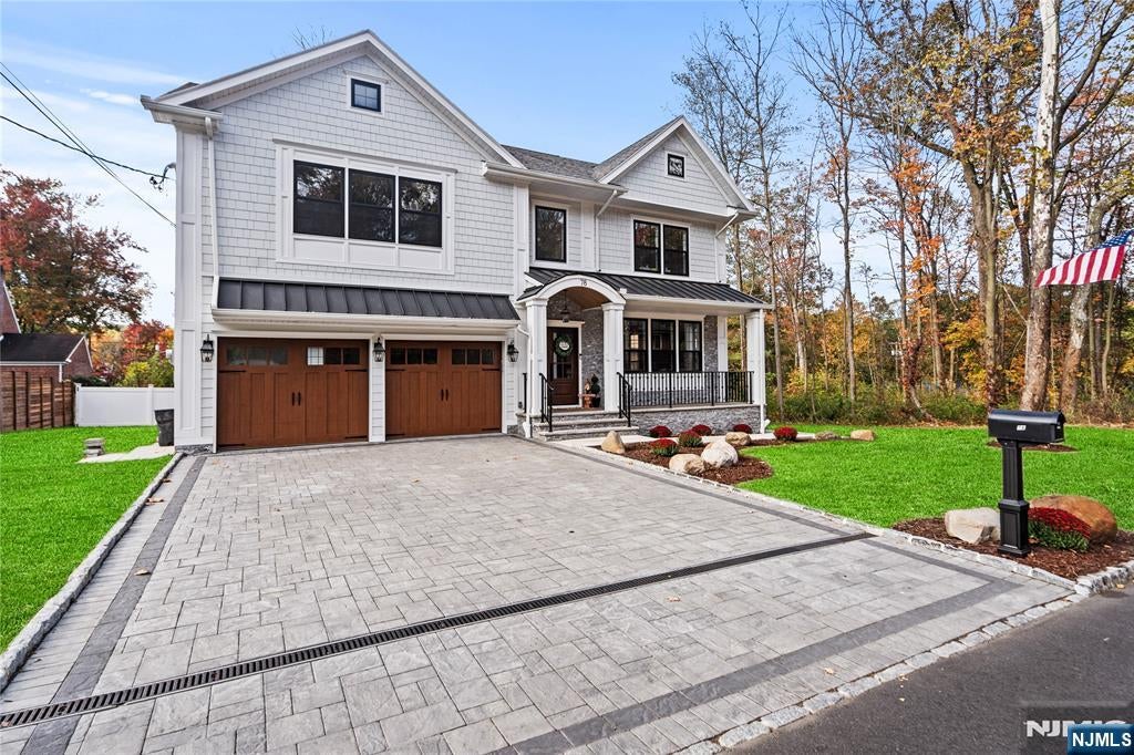 Roseland, New Jersey, 07068, United States, 4 Bedrooms Bedrooms, ,4 BathroomsBathrooms,Residential,Active,2045539