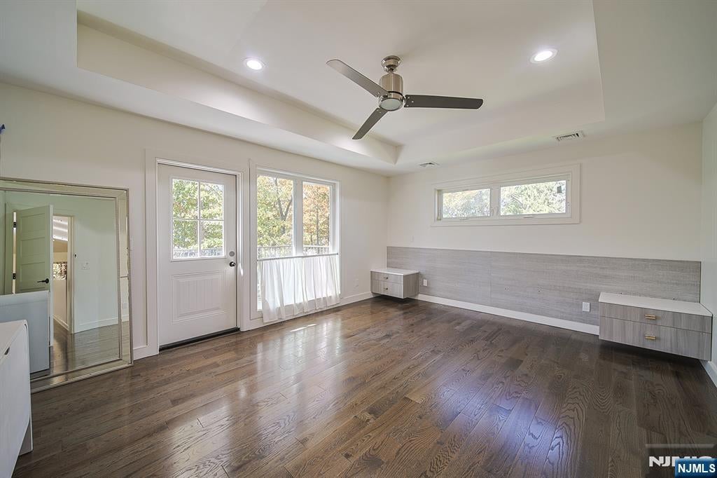 Warren, New Jersey, 07059, United States, 3 Bedrooms Bedrooms, ,5 BathroomsBathrooms,Residential,Active,1965824