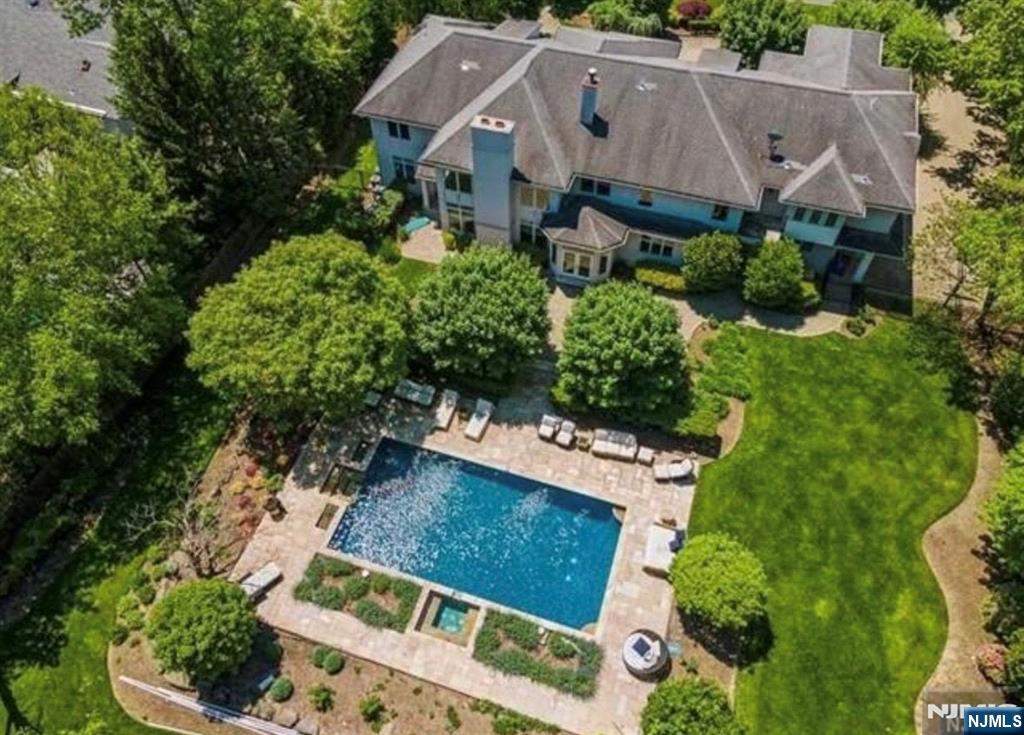 Tenafly, New Jersey, 07670, United States, 6 Bedrooms Bedrooms, ,7 BathroomsBathrooms,Residential,Active,2043827