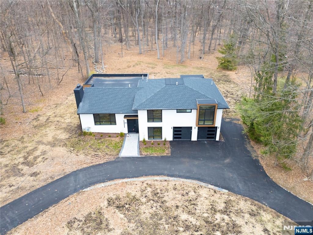 Par-Troy Hills Twp., New Jersey, 07054, United States, 4 Bedrooms Bedrooms, ,4 BathroomsBathrooms,Residential,Active,2021621