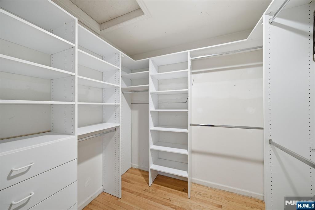 Cresskill, New Jersey, 07626, United States, 5 Bedrooms Bedrooms, ,5 BathroomsBathrooms,Residential,Active,2007619