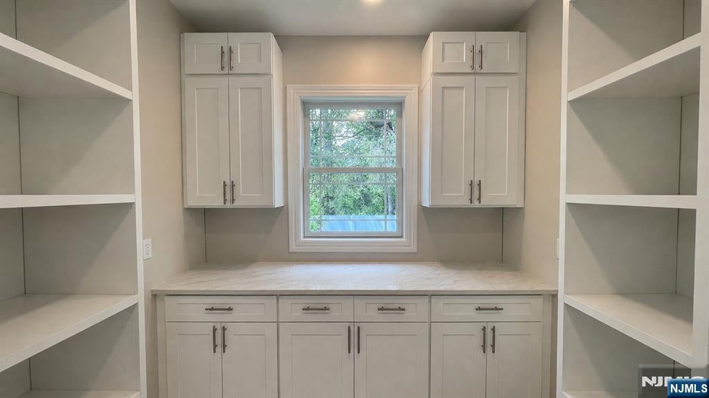 River Edge, New Jersey, 07661, United States, 5 Bedrooms Bedrooms, ,5 BathroomsBathrooms,Residential,Active,2025596