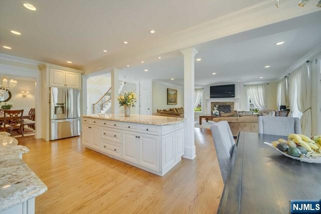 North Caldwell, New Jersey, 07006, United States, 3 Bedrooms Bedrooms, ,4 BathroomsBathrooms,Residential,Active,2008294