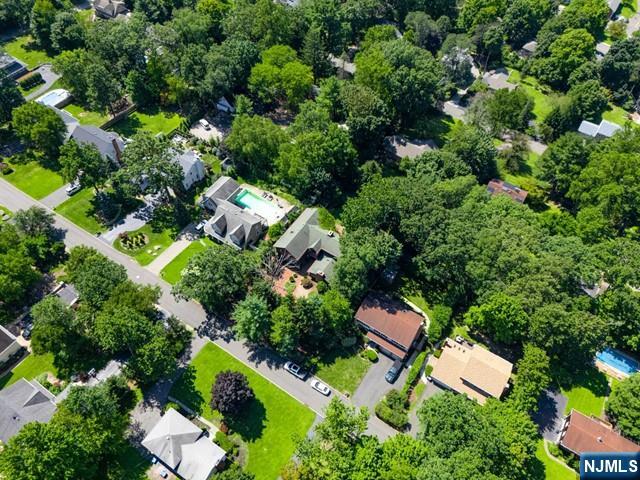 Mahwah, New Jersey, 07430, United States, 4 Bedrooms Bedrooms, ,4 BathroomsBathrooms,Residential,Pending,1993641