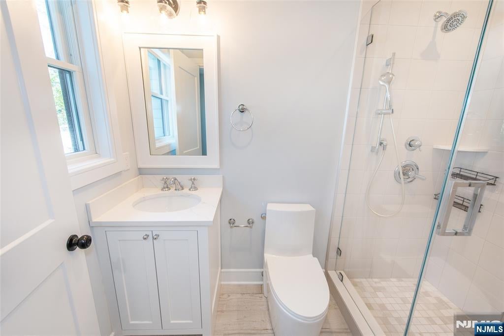 Demarest, New Jersey, 07627, United States, 5 Bedrooms Bedrooms, ,7 BathroomsBathrooms,Residential,Active,2037533