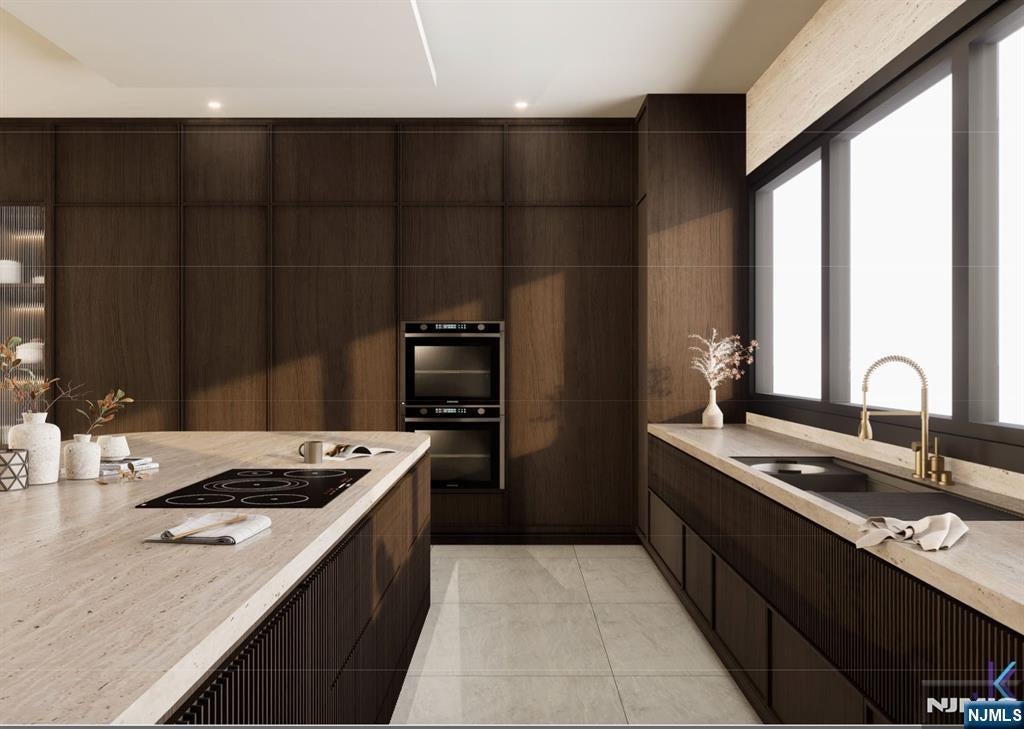 Tenafly, New Jersey, 07670, United States, 7 Bedrooms Bedrooms, ,8 BathroomsBathrooms,Residential,Active,2006948