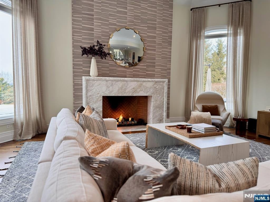 Cresskill, New Jersey, 07626, United States, 6 Bedrooms Bedrooms, ,8 BathroomsBathrooms,Residential,Active,2012941