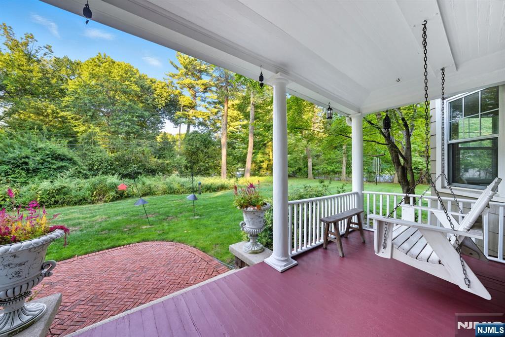 Tenafly, New Jersey, 07670, United States, 6 Bedrooms Bedrooms, ,4 BathroomsBathrooms,Residential,Active,1945075