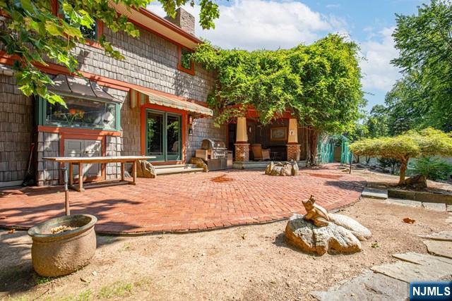 Mahwah, New Jersey, 07430, United States, 4 Bedrooms Bedrooms, ,4 BathroomsBathrooms,Residential,Pending,1993641