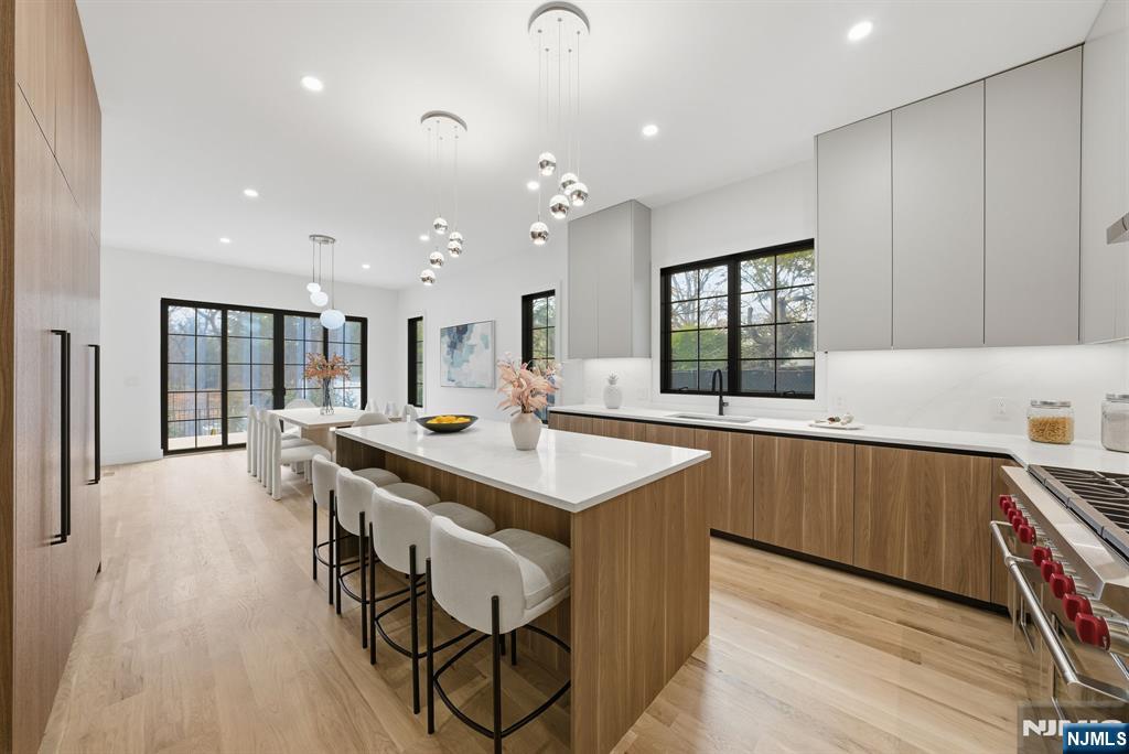 Demarest, New Jersey, 07627, United States, 4 Bedrooms Bedrooms, ,5 BathroomsBathrooms,Residential,Active,2008297