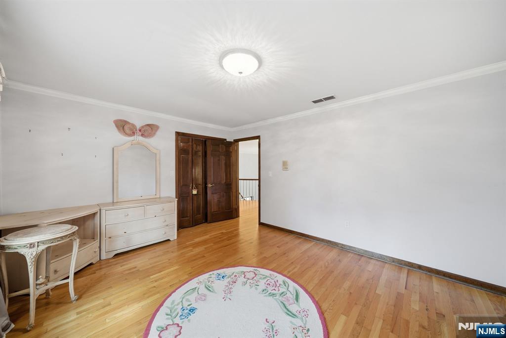 Cresskill, New Jersey, 07626, United States, 5 Bedrooms Bedrooms, ,5 BathroomsBathrooms,Residential,Active,1995264