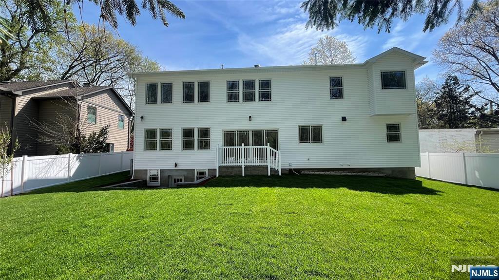 River Edge, New Jersey, 07661, United States, 5 Bedrooms Bedrooms, ,5 BathroomsBathrooms,Residential,Active,2025596