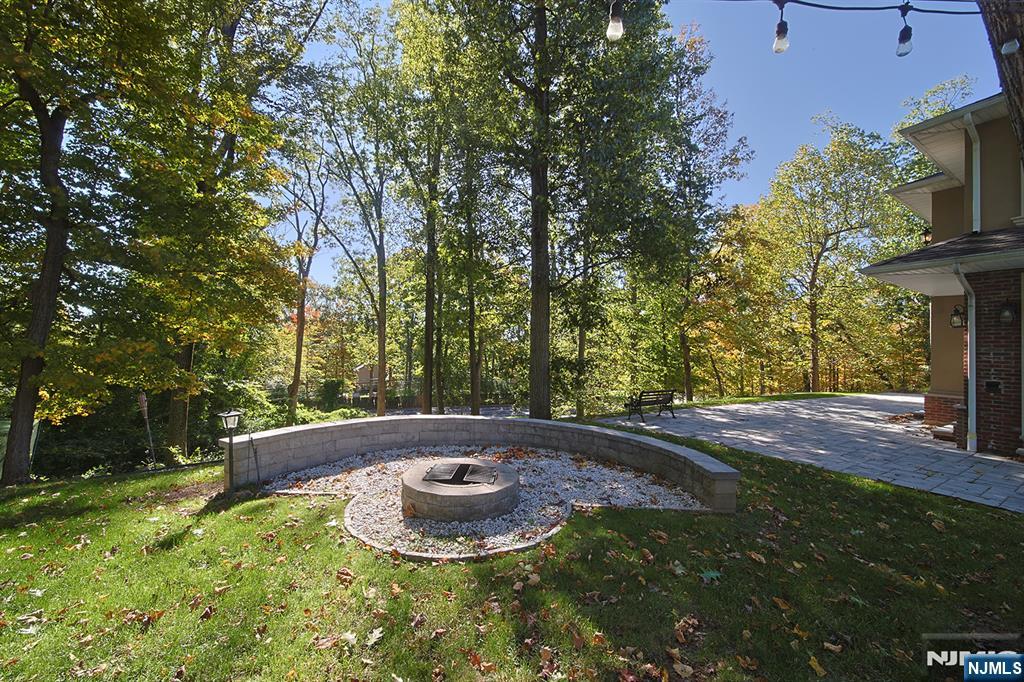 Warren, New Jersey, 07059, United States, 3 Bedrooms Bedrooms, ,5 BathroomsBathrooms,Residential,Active,1965824