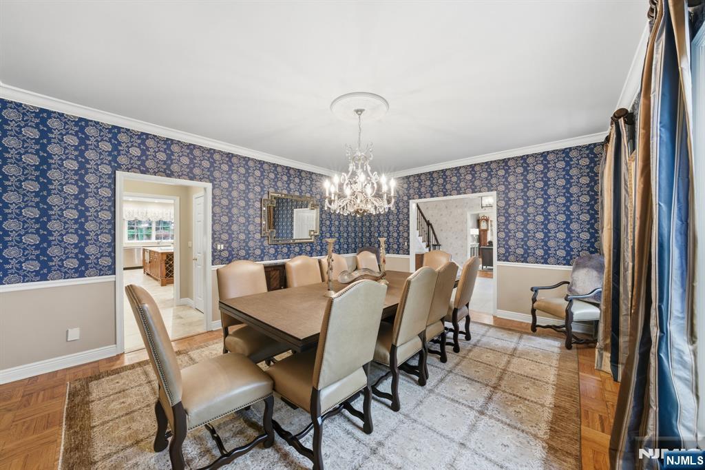 Tenafly, New Jersey, 07670, United States, 6 Bedrooms Bedrooms, ,4 BathroomsBathrooms,Residential,Pending,2007021