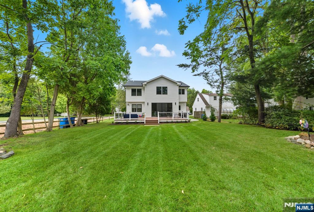 Tenafly, New Jersey, 07670, United States, 5 Bedrooms Bedrooms, ,4 BathroomsBathrooms,Residential,Active,1943831