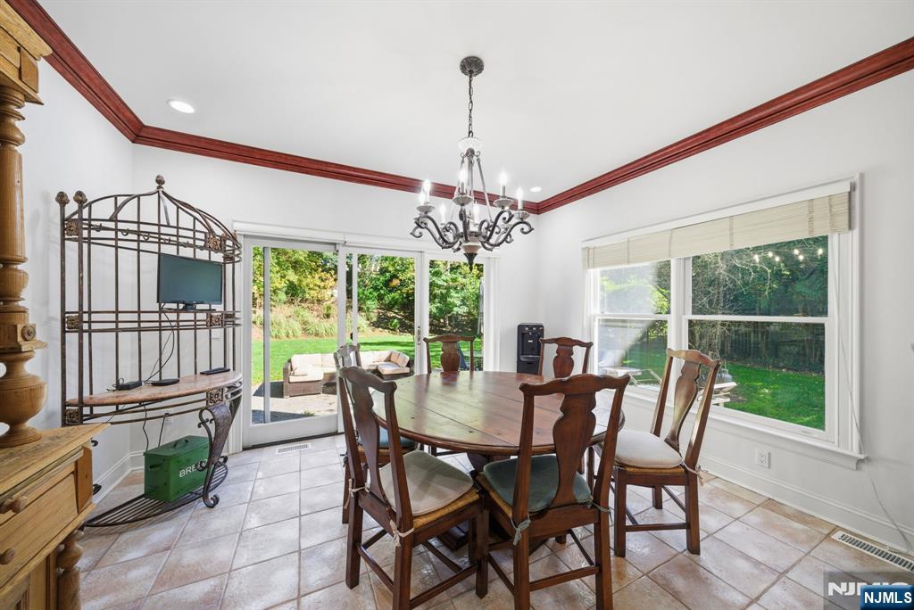 Tenafly, New Jersey, 07670, United States, 5 Bedrooms Bedrooms, ,5 BathroomsBathrooms,Residential,Active,1968424