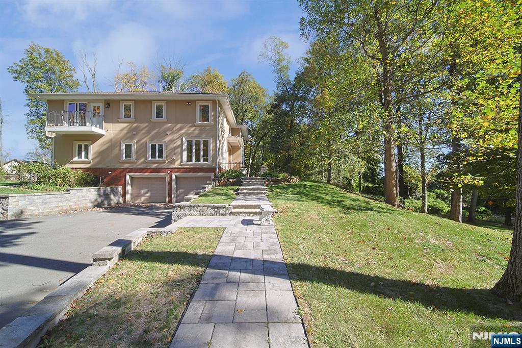 Warren, New Jersey, 07059, United States, 3 Bedrooms Bedrooms, ,5 BathroomsBathrooms,Residential,Active,1965824