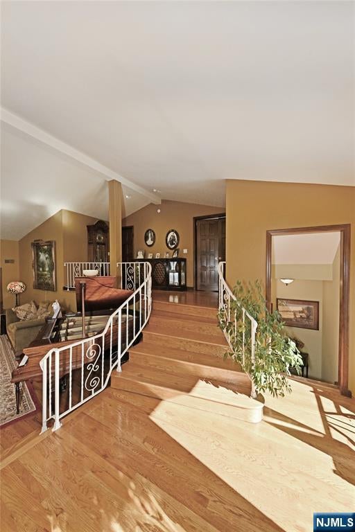 Paramus, New Jersey, 07652, United States, 4 Bedrooms Bedrooms, ,6 BathroomsBathrooms,Residential,Active,1990037