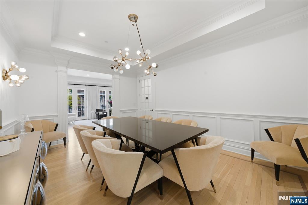 Tenafly, New Jersey, 07670, United States, 4 Bedrooms Bedrooms, ,5 BathroomsBathrooms,Residential,Active,2045606