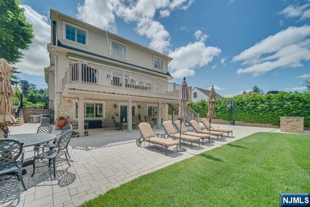 North Caldwell, New Jersey, 07006, United States, 3 Bedrooms Bedrooms, ,4 BathroomsBathrooms,Residential,Active,2008294