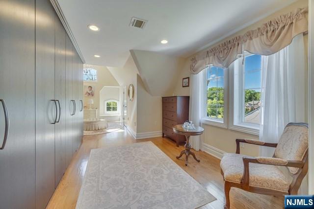 North Caldwell, New Jersey, 07006, United States, 3 Bedrooms Bedrooms, ,4 BathroomsBathrooms,Residential,Active,2008294