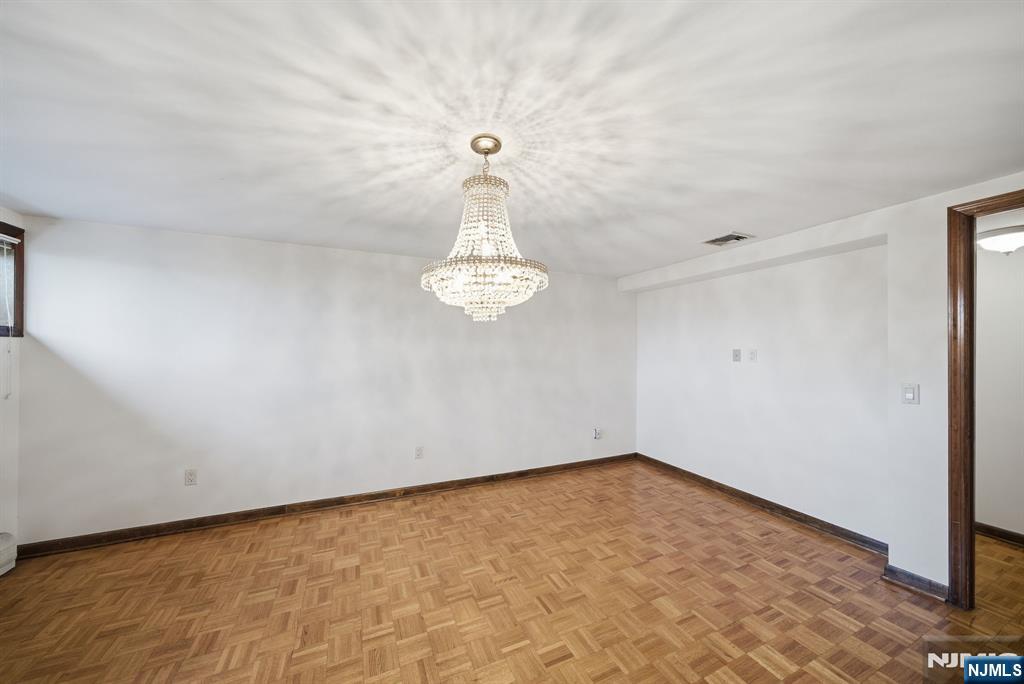 Cresskill, New Jersey, 07626, United States, 5 Bedrooms Bedrooms, ,5 BathroomsBathrooms,Residential,Active,2007619