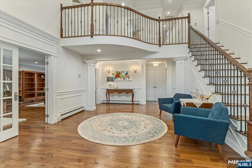 Upper Saddle River, New Jersey, 07458, United States, 4 Bedrooms Bedrooms, ,5 BathroomsBathrooms,Residential,Active,1964462