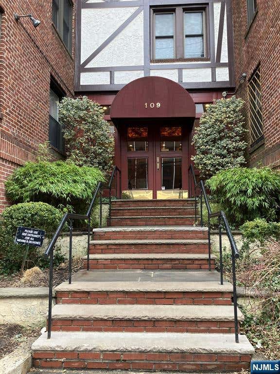 109 GRAND AVE APT 5F, ENGLEWOOD, NJ 07631 Condo/Townhome For Sale | MLS ...