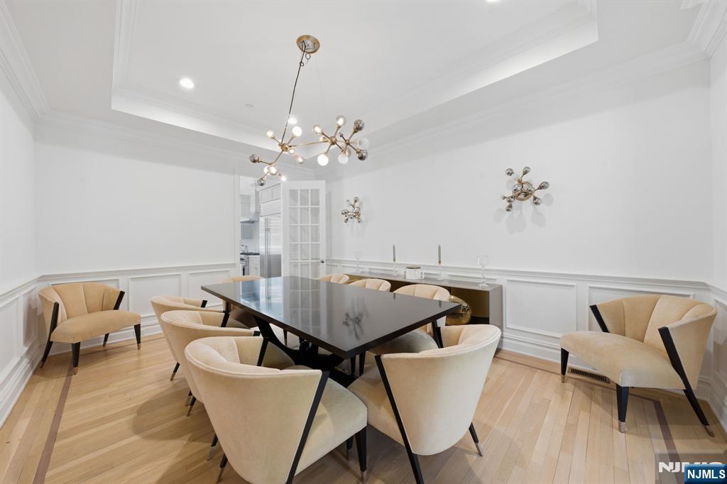 Tenafly, New Jersey, 07670, United States, 4 Bedrooms Bedrooms, ,5 BathroomsBathrooms,Residential,Active,2045606