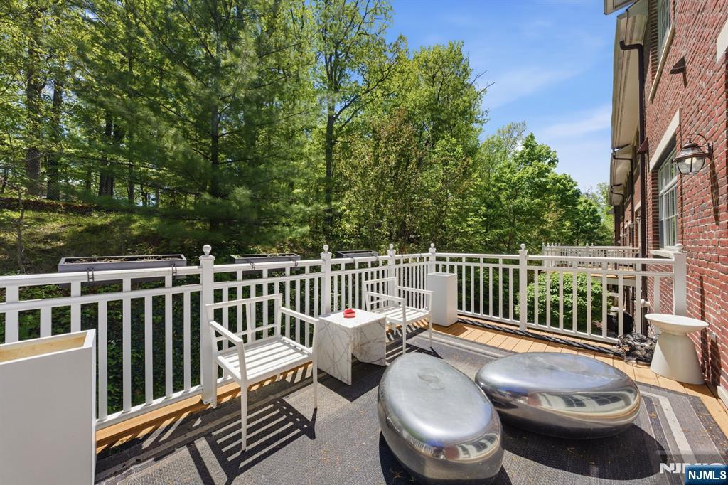 Tenafly, New Jersey, 07670, United States, 4 Bedrooms Bedrooms, ,5 BathroomsBathrooms,Residential,Active,2045606