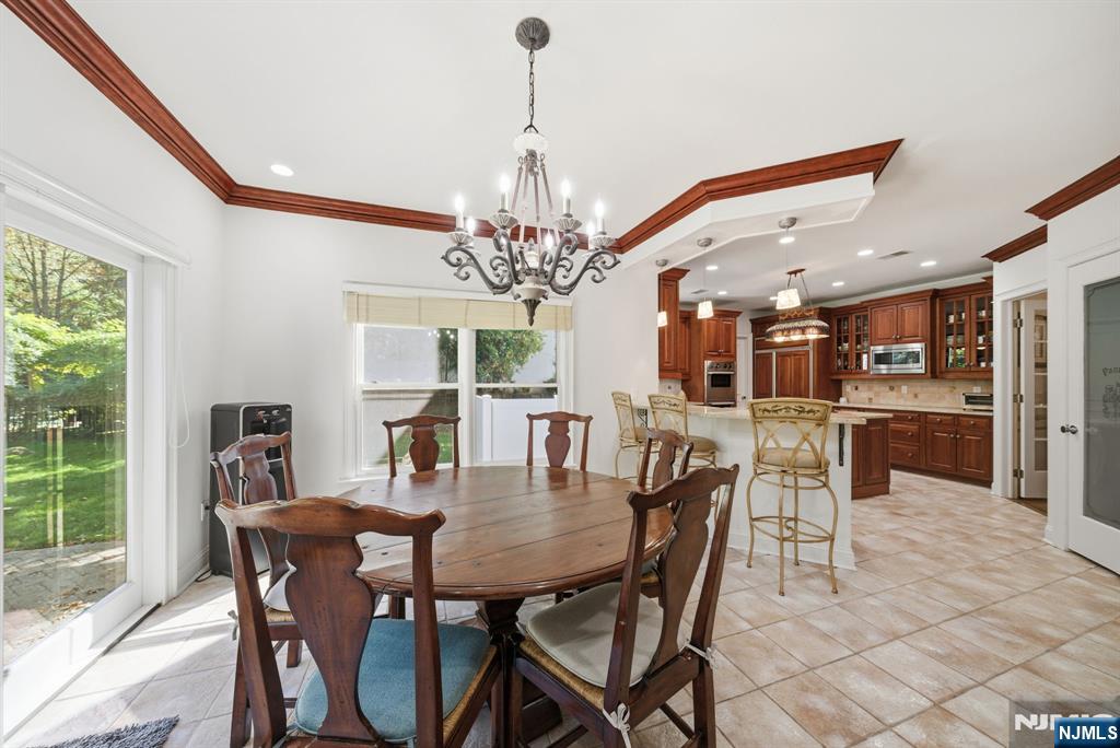 Tenafly, New Jersey, 07670, United States, 5 Bedrooms Bedrooms, ,5 BathroomsBathrooms,Residential,Active,1968424