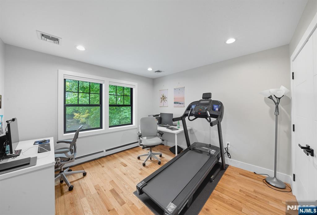 Tenafly, New Jersey, 07670, United States, 5 Bedrooms Bedrooms, ,4 BathroomsBathrooms,Residential,Active,1943831