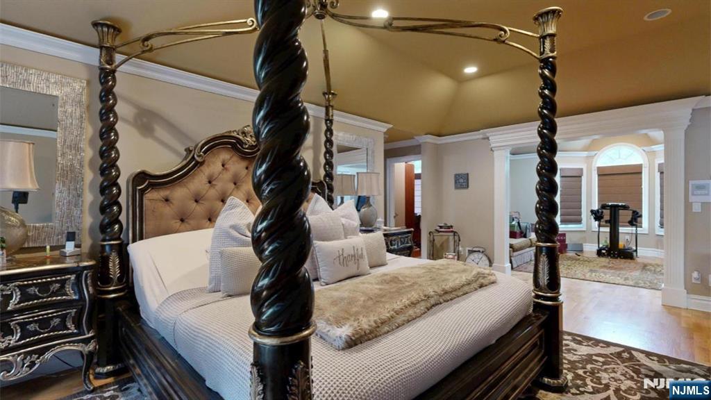 West Orange, New Jersey, 07052, United States, 5 Bedrooms Bedrooms, ,5 BathroomsBathrooms,Residential,Active,1905470