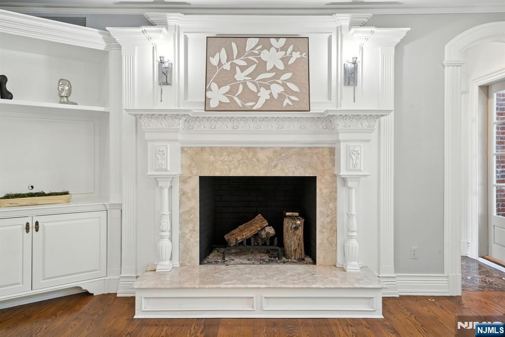 Tenafly, New Jersey, 07670, United States, 7 Bedrooms Bedrooms, ,9 BathroomsBathrooms,Residential,Active,1919077