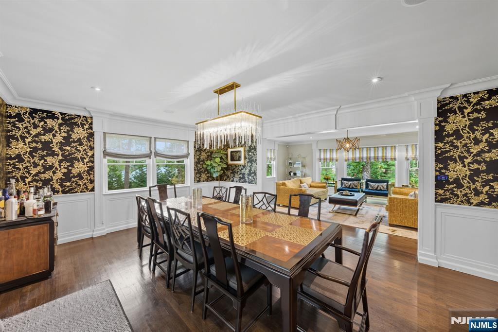 Tenafly, New Jersey, 07670, United States, 5 Bedrooms Bedrooms, ,7 BathroomsBathrooms,Residential,Active,1963399