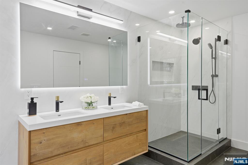 Demarest, New Jersey, 07627, United States, 4 Bedrooms Bedrooms, ,5 BathroomsBathrooms,Residential,Active,2008297