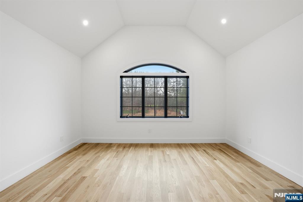 Demarest, New Jersey, 07627, United States, 4 Bedrooms Bedrooms, ,5 BathroomsBathrooms,Residential,Active,2008297