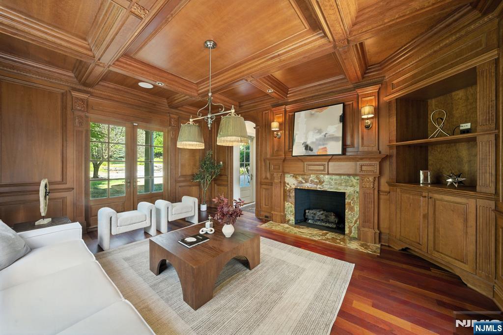 Tenafly, New Jersey, 07670, United States, 7 Bedrooms Bedrooms, ,9 BathroomsBathrooms,Residential,Active,1919077