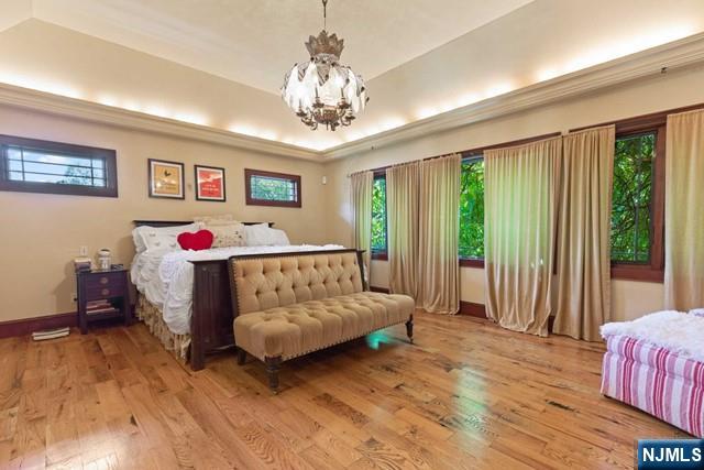 Mahwah, New Jersey, 07430, United States, 4 Bedrooms Bedrooms, ,4 BathroomsBathrooms,Residential,Pending,1993641