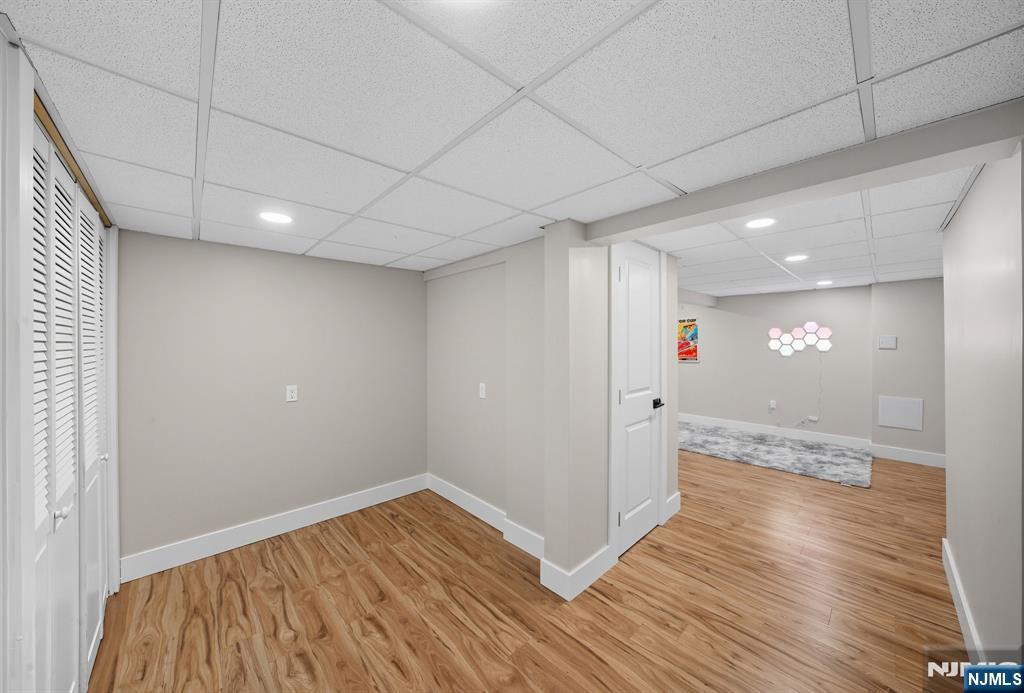 Tenafly, New Jersey, 07670, United States, 5 Bedrooms Bedrooms, ,4 BathroomsBathrooms,Residential,Active,1943831