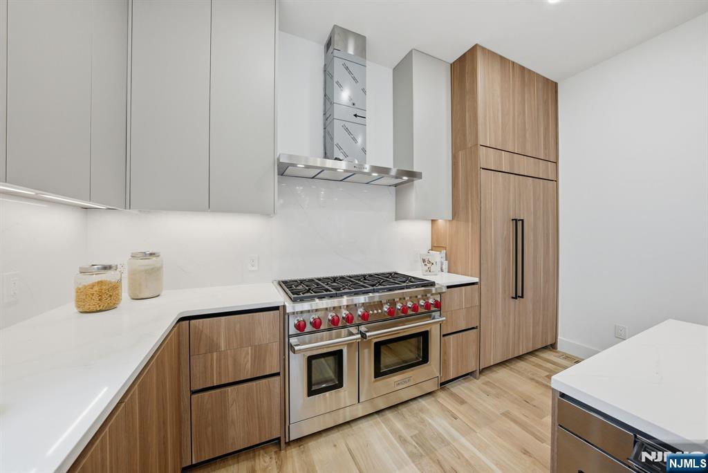 Demarest, New Jersey, 07627, United States, 4 Bedrooms Bedrooms, ,5 BathroomsBathrooms,Residential,Active,2008353