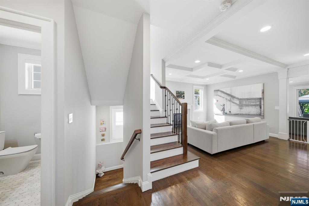 Tenafly, New Jersey, 07670, United States, 5 Bedrooms Bedrooms, ,5 BathroomsBathrooms,Residential,Active,1970990